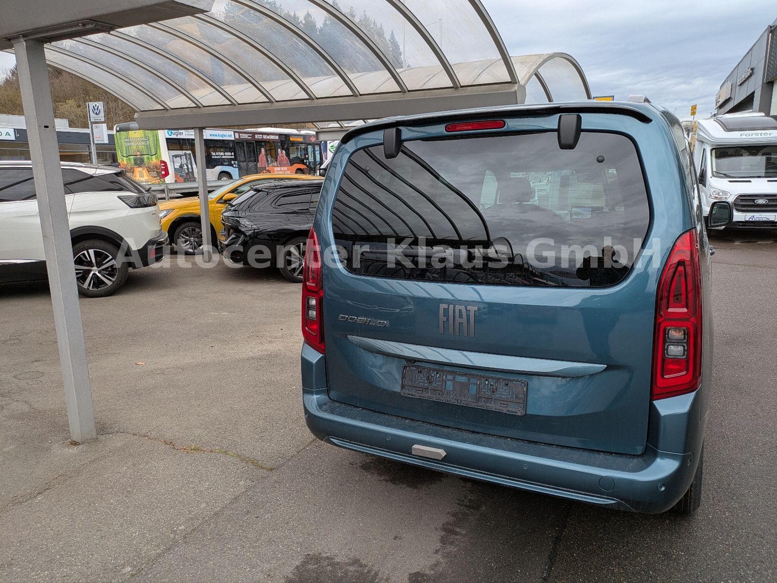 Fiat Doblo Kombi Maxi +7 Sitzer+Automatik imagem 2