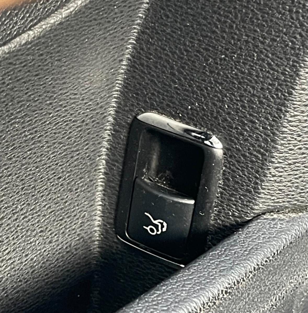 Mercedes-Benz E350 2010 — photo 15