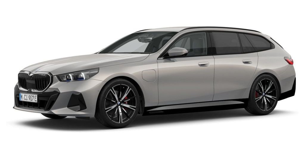 Image of BMW 530