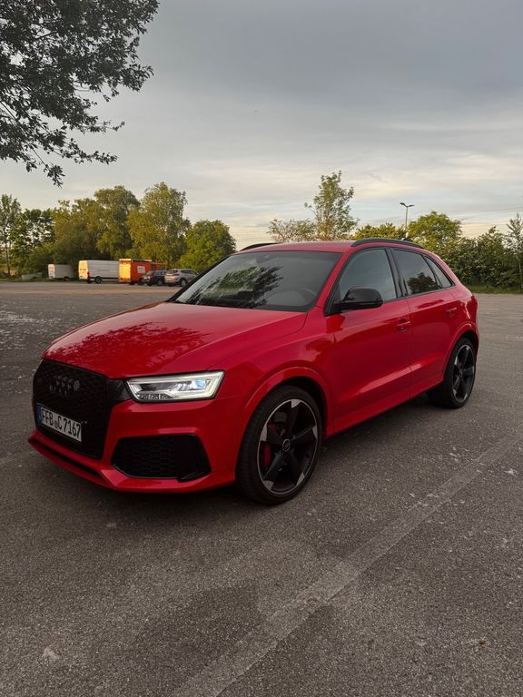 Audi RSQ3