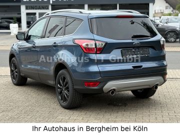 Ford Kuga - 11