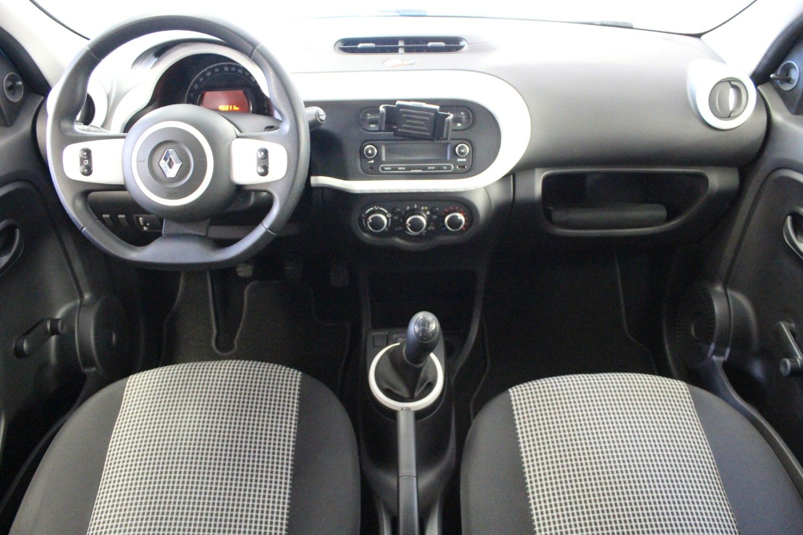 Fahrzeugabbildung Renault Twingo  SCe70  *Klima *Ganzjahresreifen