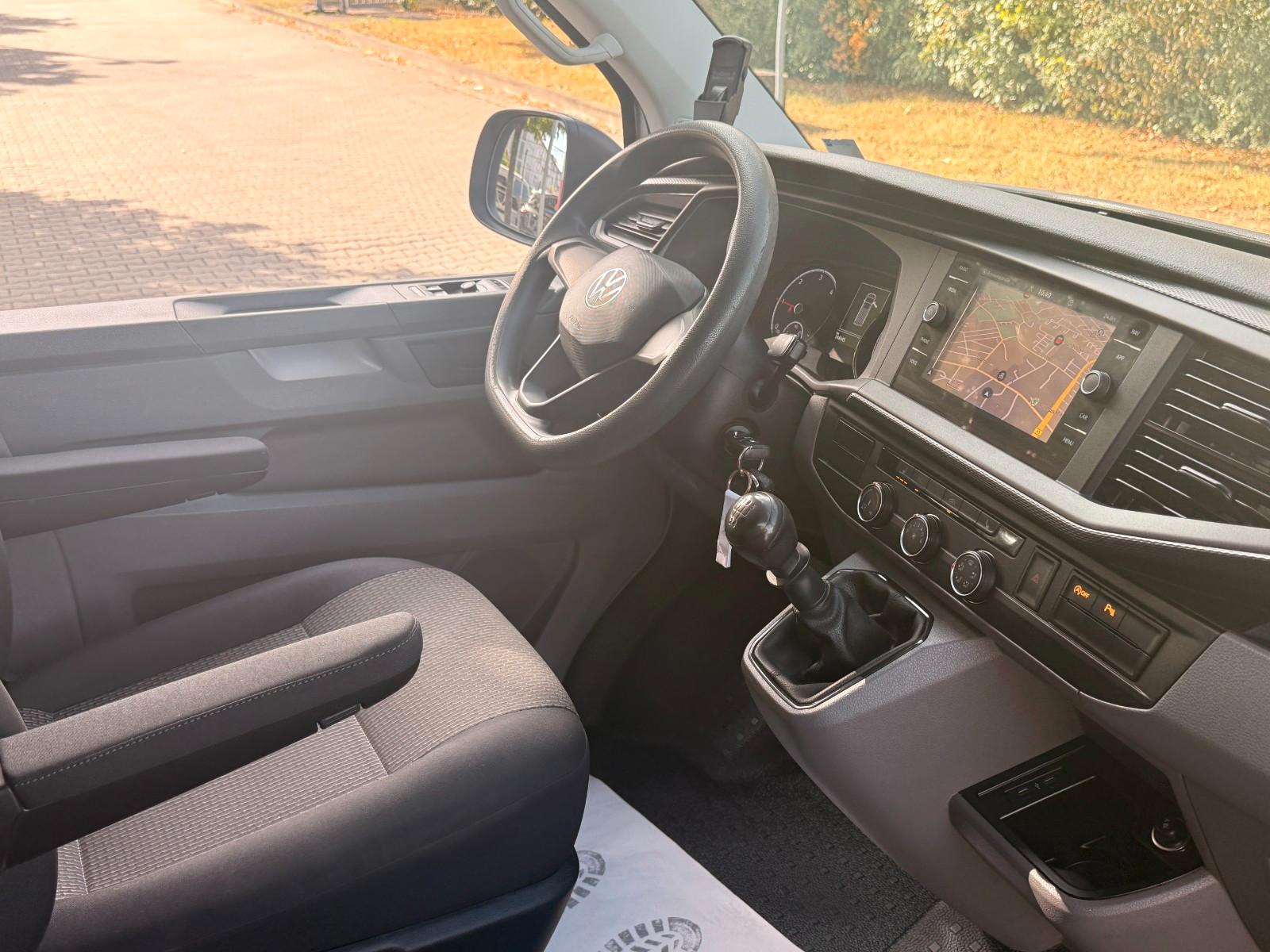 Volkswagen T6.1 2.0 TDI Transporter Kasten FWD*GR.NAVI*PDC*