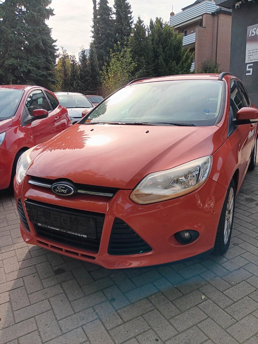 Ford Focus 2011 — двигун 1.596 cm³, 125 HP (92kW)