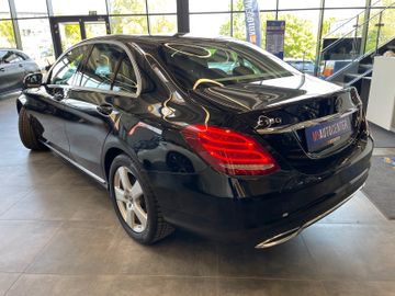 Mercedes-Benz C180 CGI Limousine Avantgarde*NAVI*LED*TEILLEDER