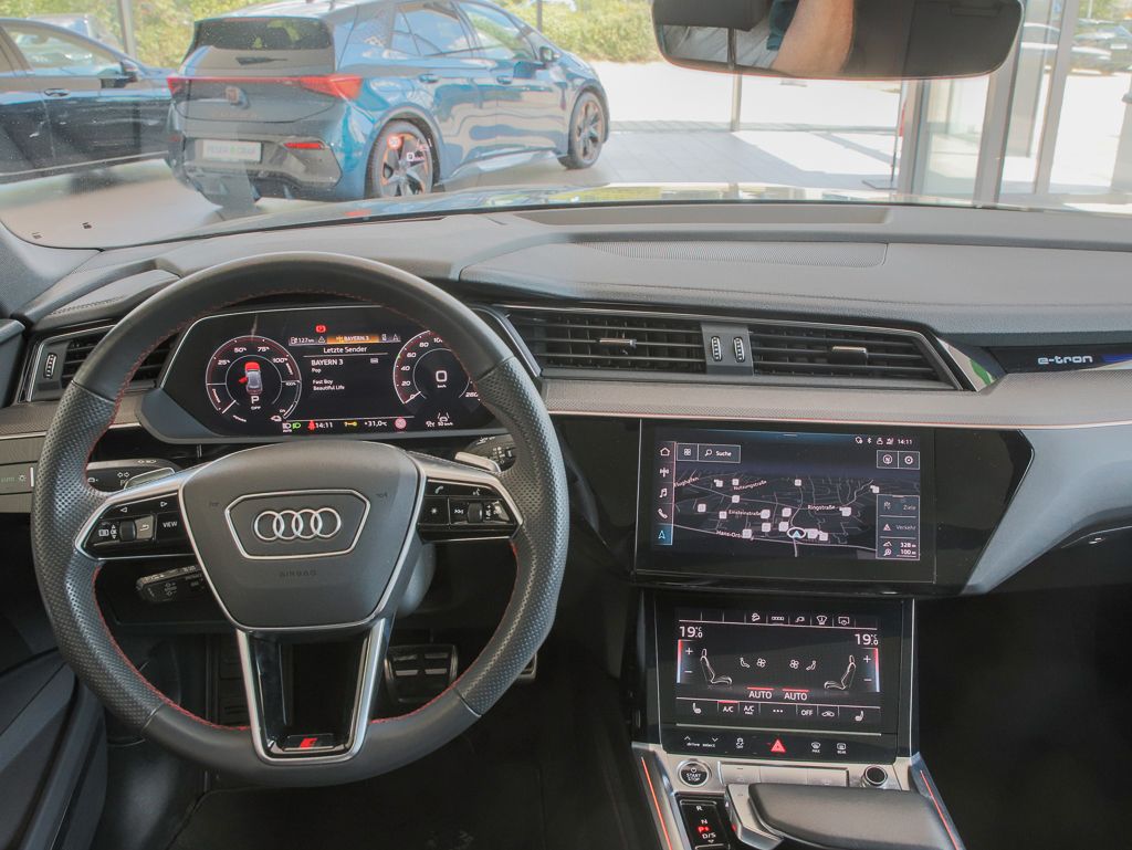 Audi Q8 e-tron 50 qu. 2x S line AHK Pano Matrix 360° foto 9