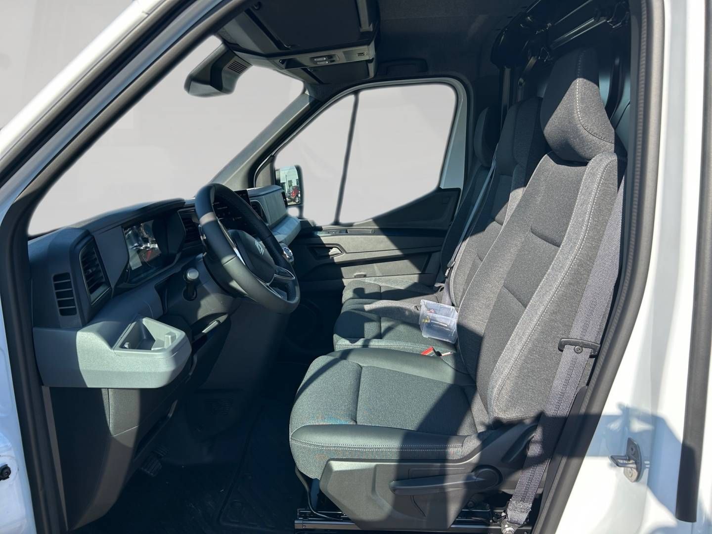 Fahrzeugabbildung Renault Master Kastenwagen FWD Kasten advance L3H2 3,5t