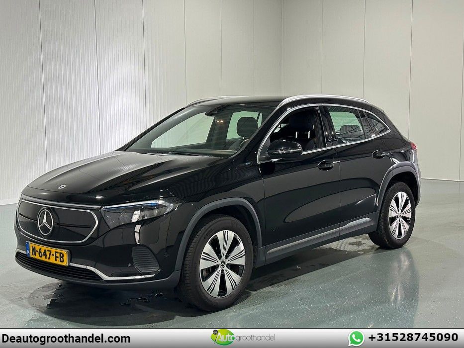 MERCEDES-BENZ EQA 250 Business Solution Luxury 67 kWh