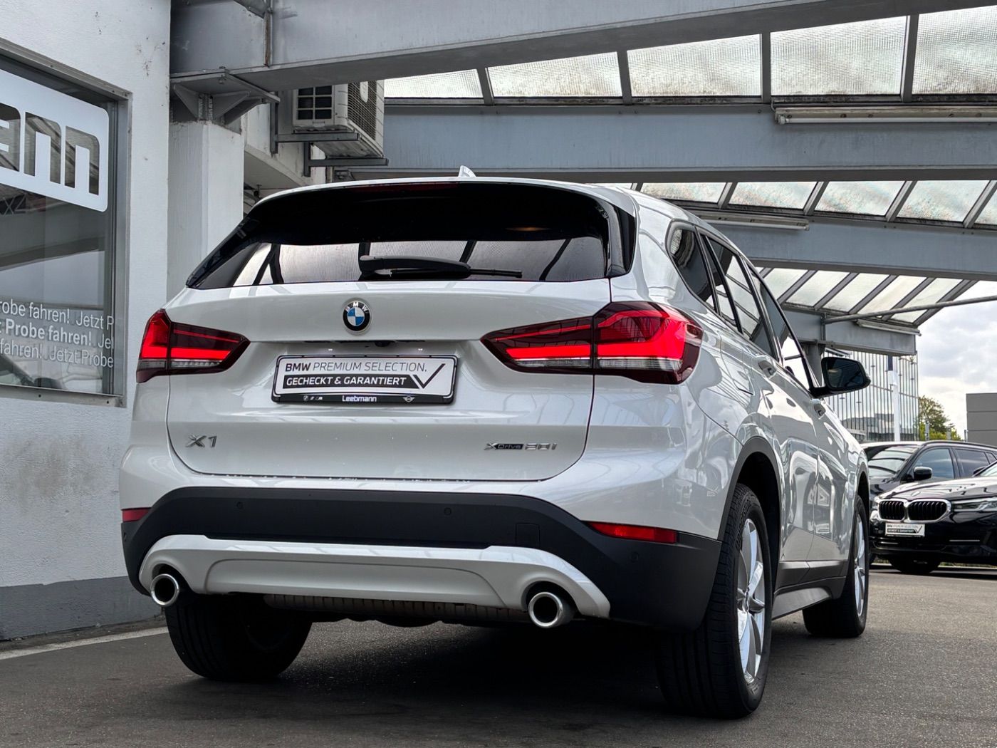 BMW X1 xDrive20i Advantage RFK AdaptLED foto 4