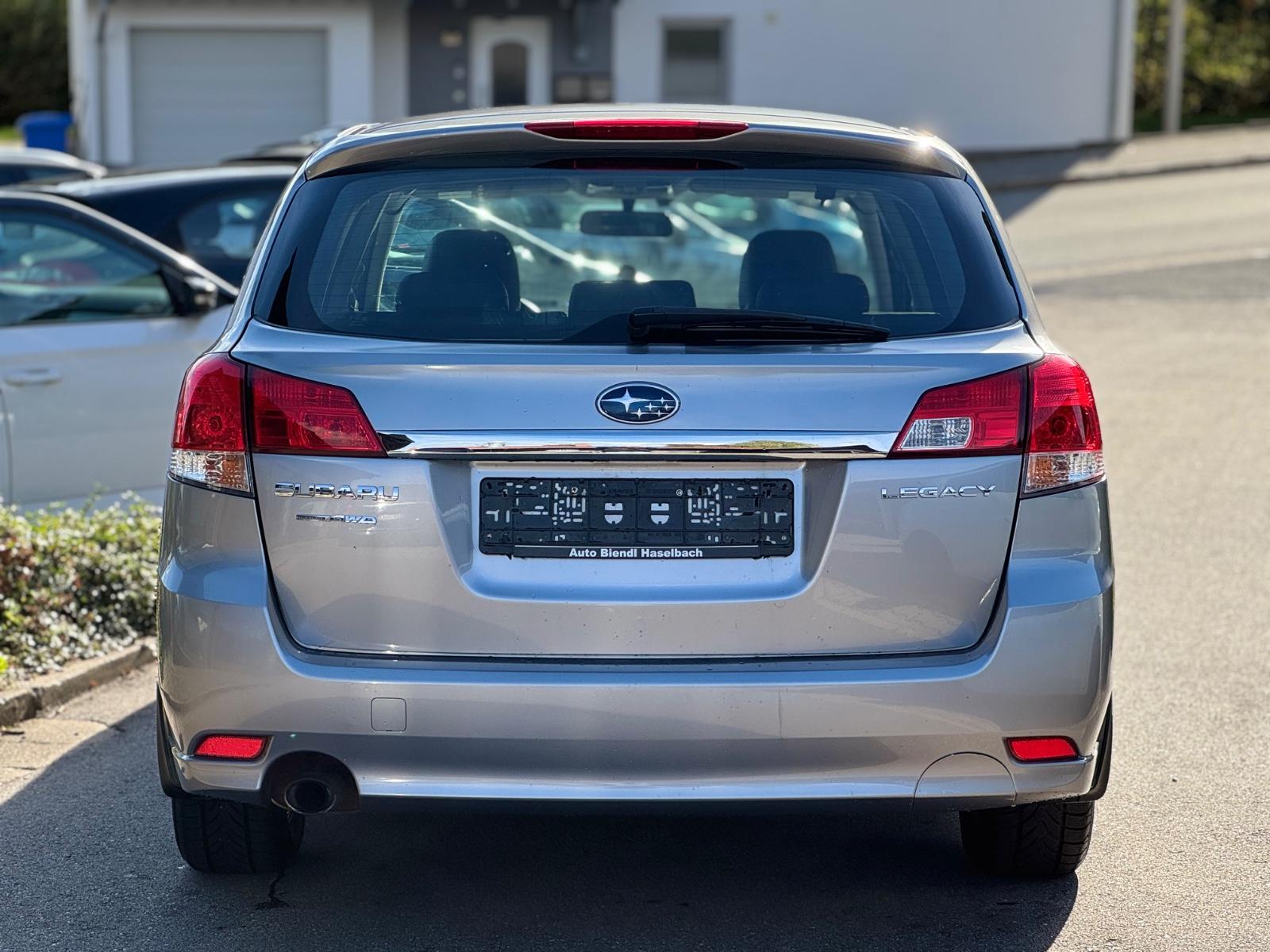 Subaru Outback 2010 — photo 6