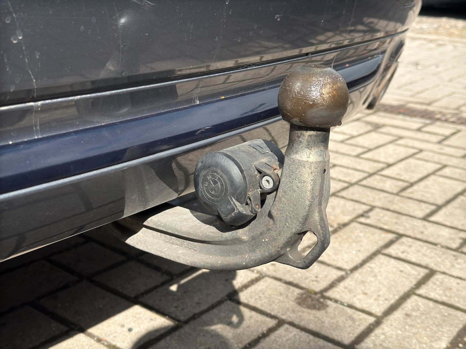 Fahrzeugabbildung BMW 520d Sport Line *Pano*Head-Up*AHK*Kamera*Leder*