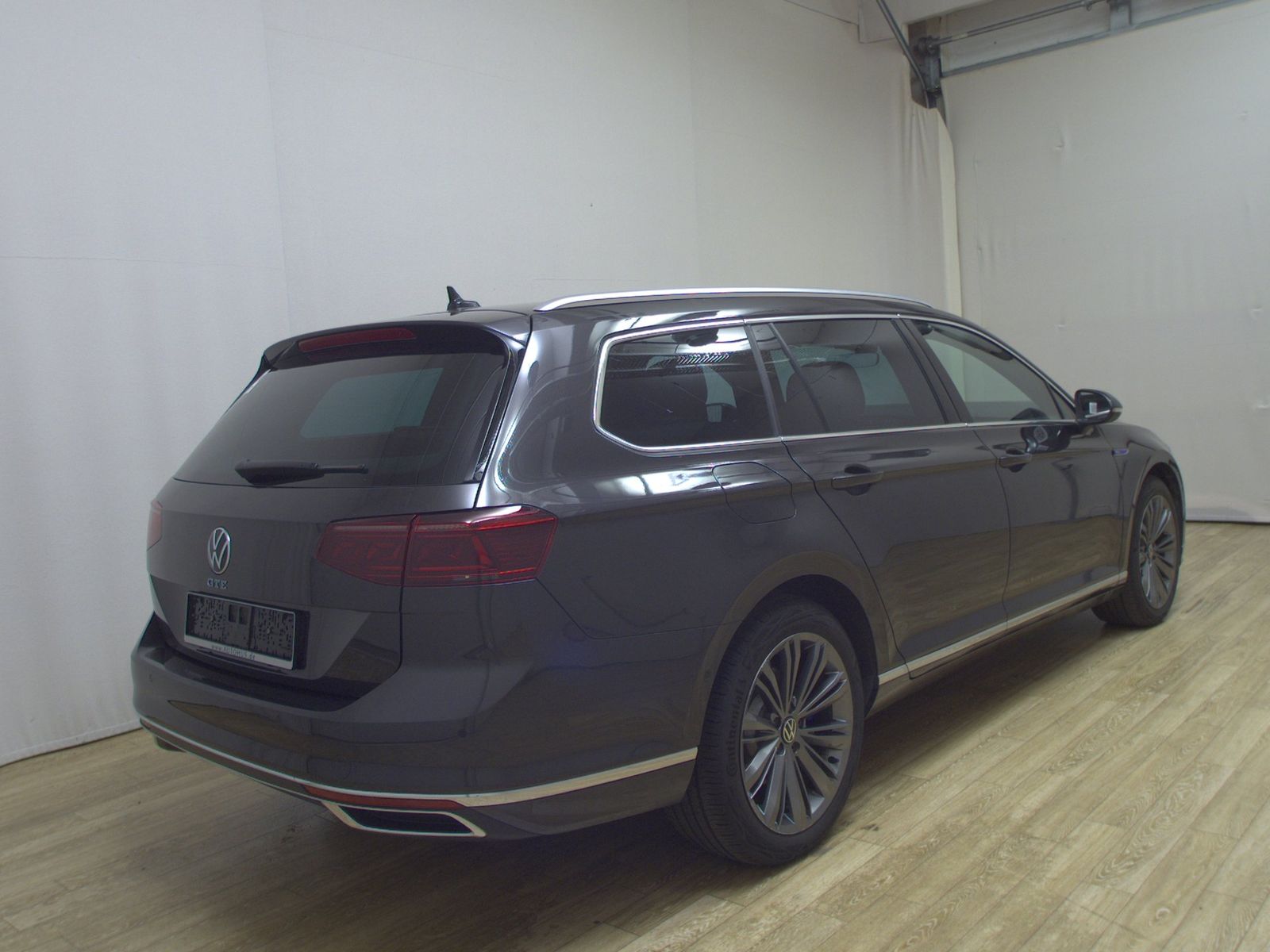 Volkswagen Passat Variant GTE 1.4 TSI T-Leder Navi LED Pano foto 4