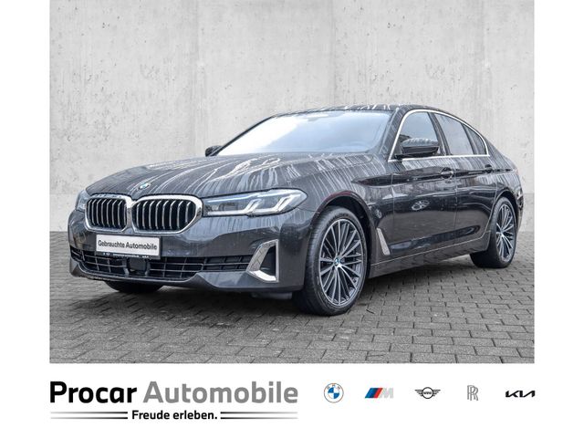 BMW 520d xDrive Luxury Line HUD ACC AHK RFK NAVI