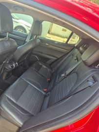Alfa-Romeo Stelvio - 4