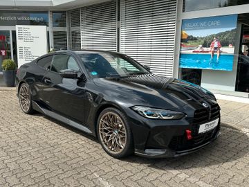 BMW M4 Coupe xDrive Competition M Performance 148Tsd