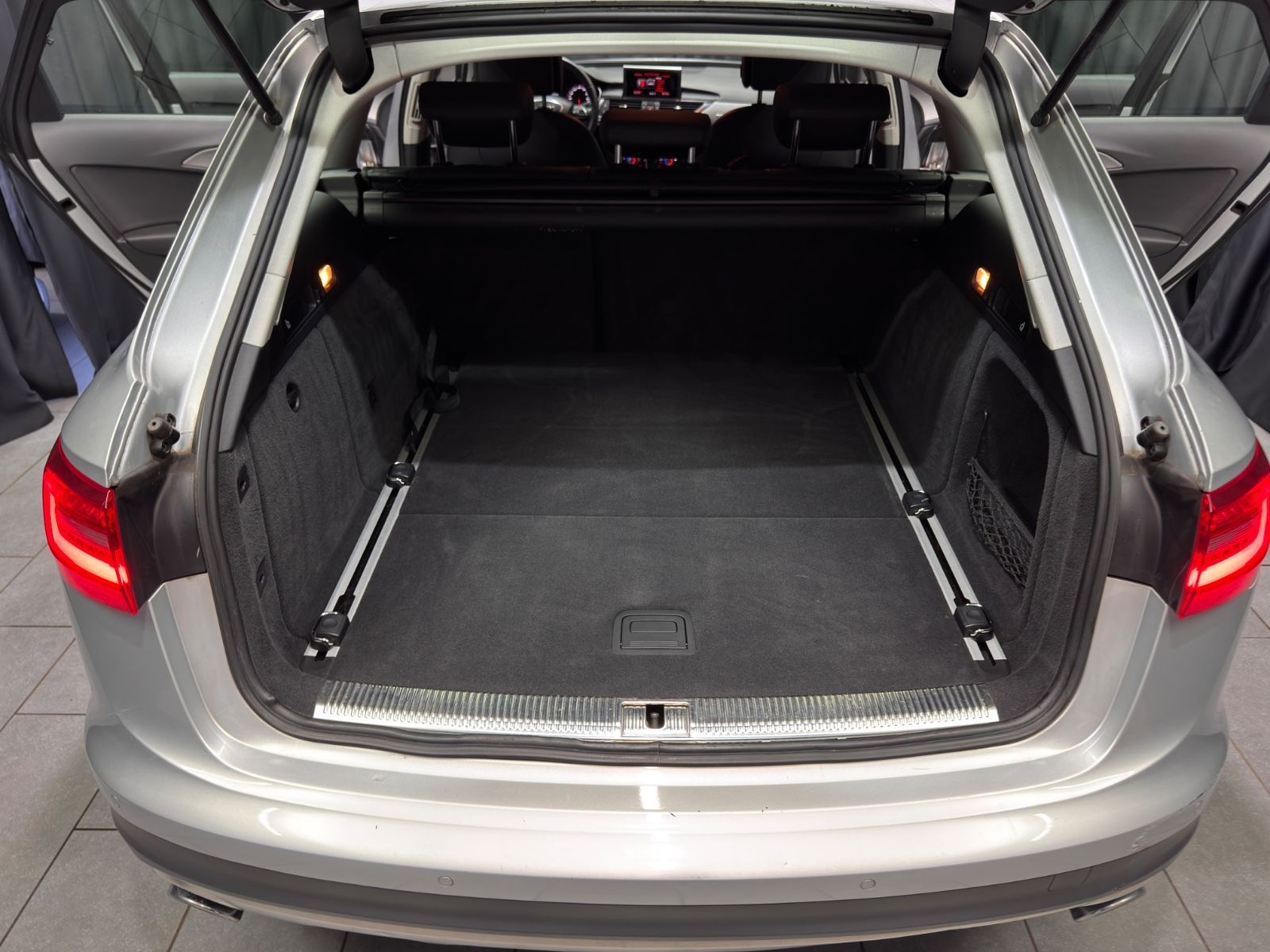 Fahrzeugabbildung Audi A6 Allroad quattro 3.0 TDI|LEDER|NAVI|LUFT|XENON