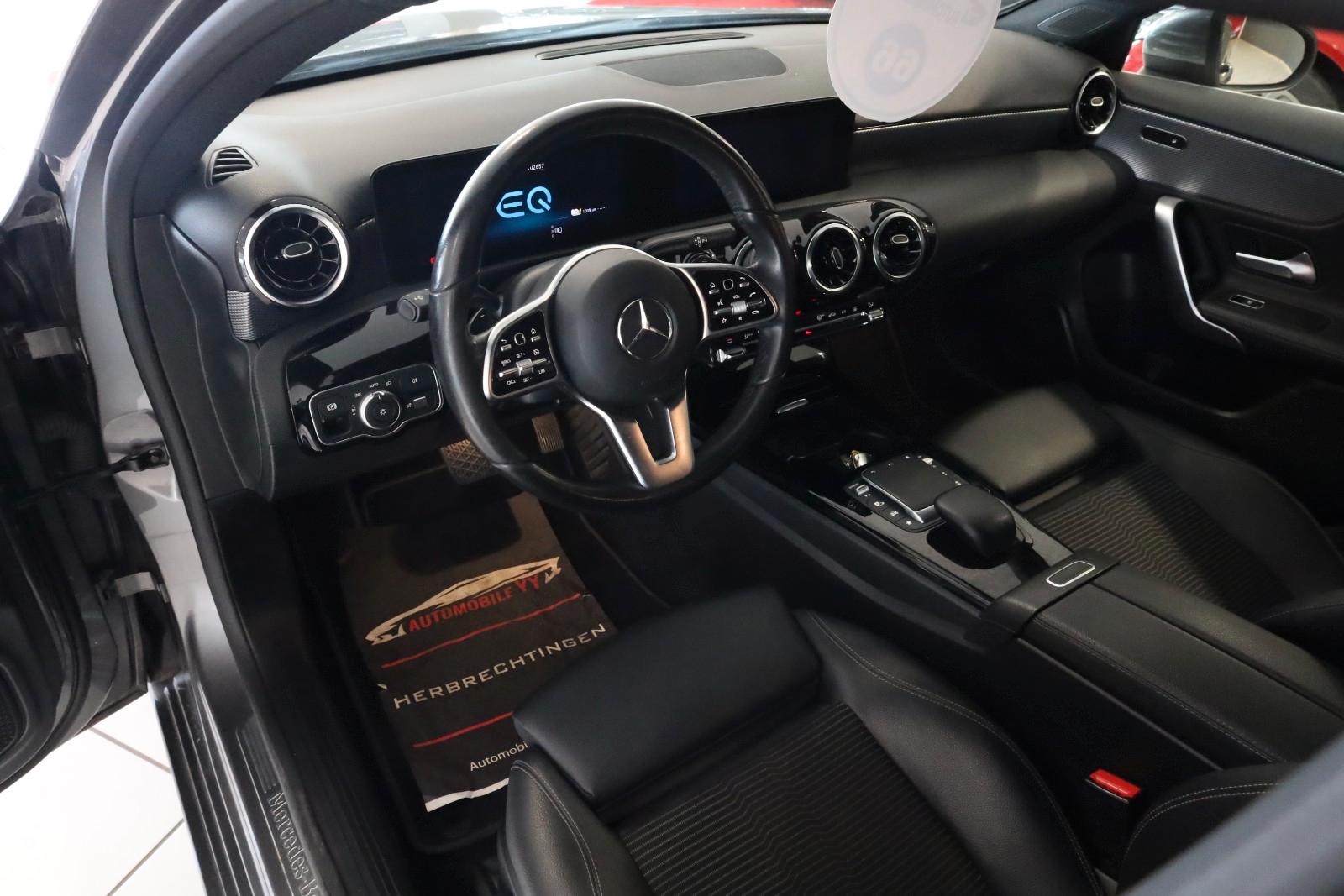 Mercedes-Benz A 250e Sportpaket,LED,Navi,MBUX,Temp,PDC,SHA,F1