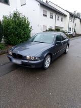 BMW 523i E39  Gas/Benzin  Guter Zustand - BMW 523 in Stuttgart