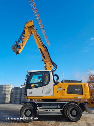 Liebherr A924 