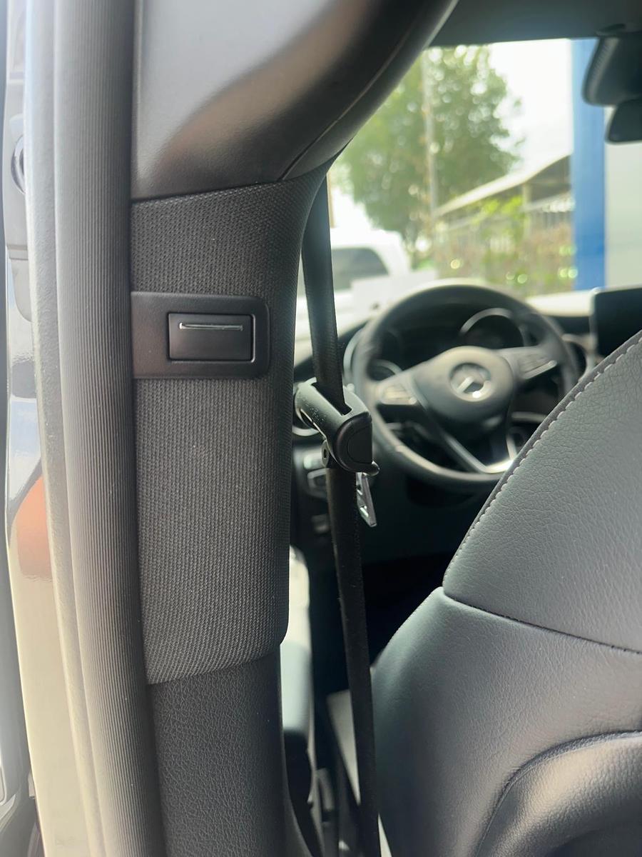 Mercedes-Benz V250 LANG AVANTG AMG-LINE PANO 7SITZ EL.TÜR 360°
