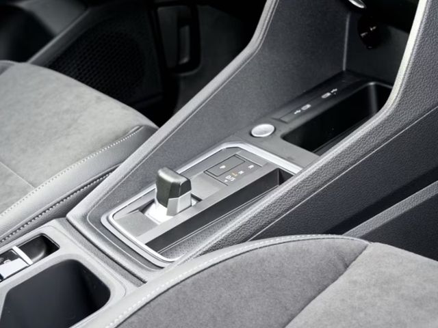 Fahrzeugabbildung Volkswagen Caddy Maxi Style Behindertengerecht Rampe