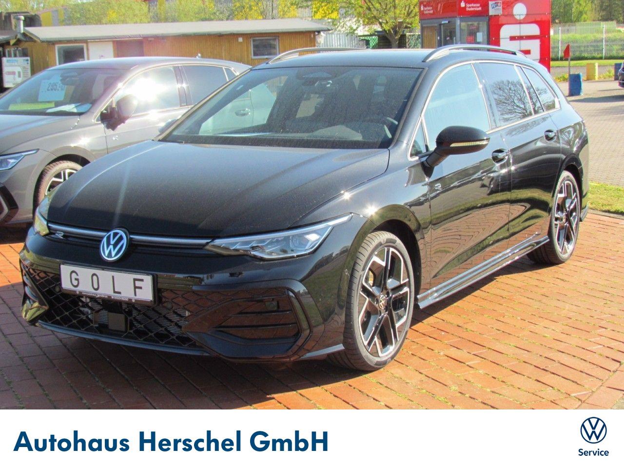 Volkswagen Golf VIII Variant 1.5 eTSI DSG R-Line 18Zoll AHK