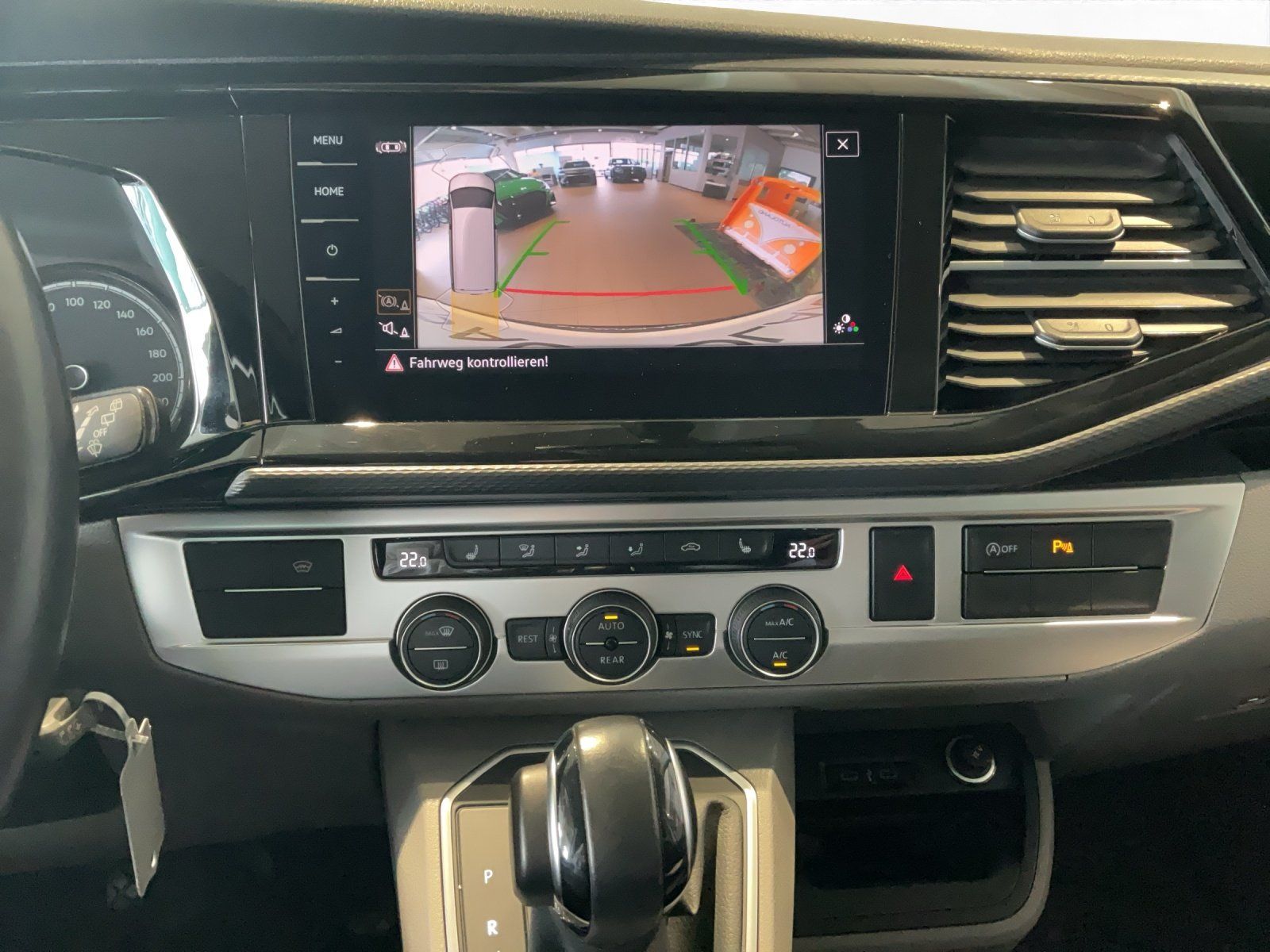 Volkswagen T6 Caravelle - Bild 14