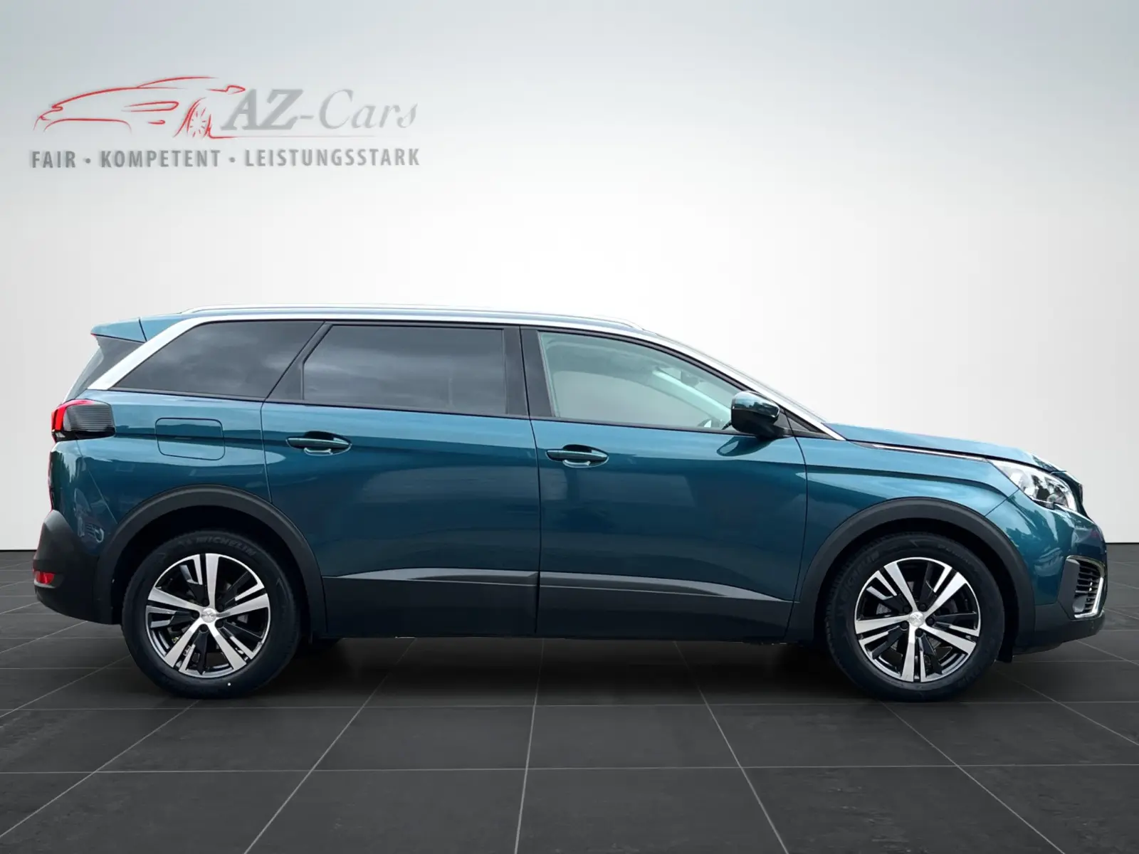 Peugeot 5008 BlueHDi 130 Active*NAVI*KAMERA*DAB*SHZ*SPUR