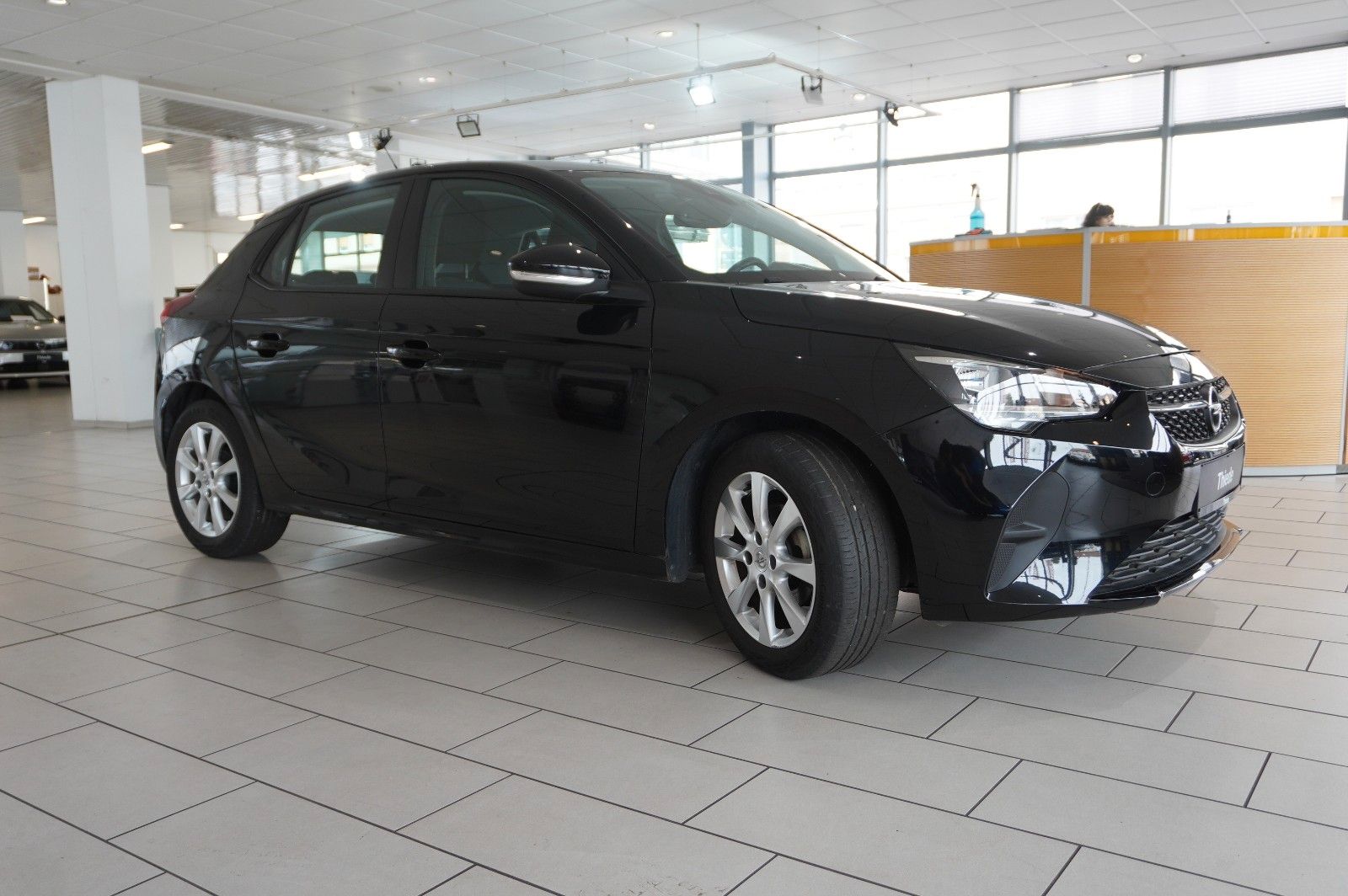 Fahrzeugabbildung Opel Corsa F 1.2 EDITION NAVI/KAMERA/SPORT/LHZ/DAB+