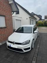 Volkswagen VW Golf 7 R-Line TSI 140PS - Volkswagen Golf: Ps V Tsi 140