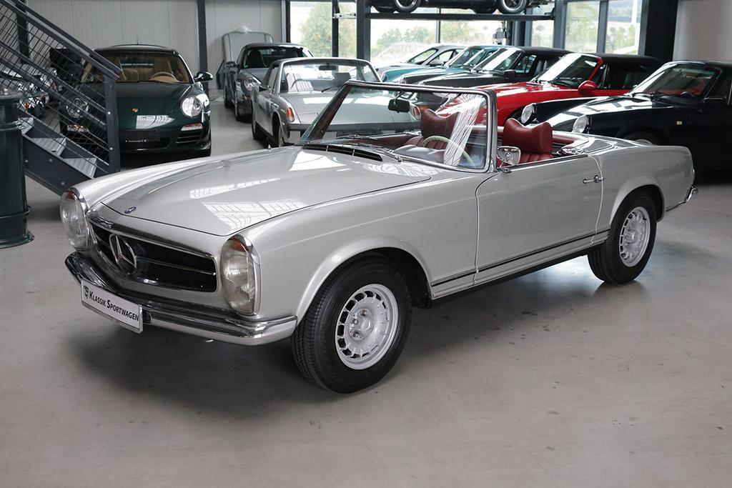 Mercedes-Benz SL 230