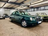 Mercedes-Benz E 220 Classic - Mercedes-Benz E 220 aus 1997