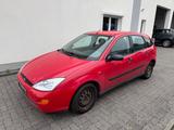 Ford Focus 1.4 5 Türer=12/27 TÜV-Ganzjahresreifen= - Ford Focus: Türer