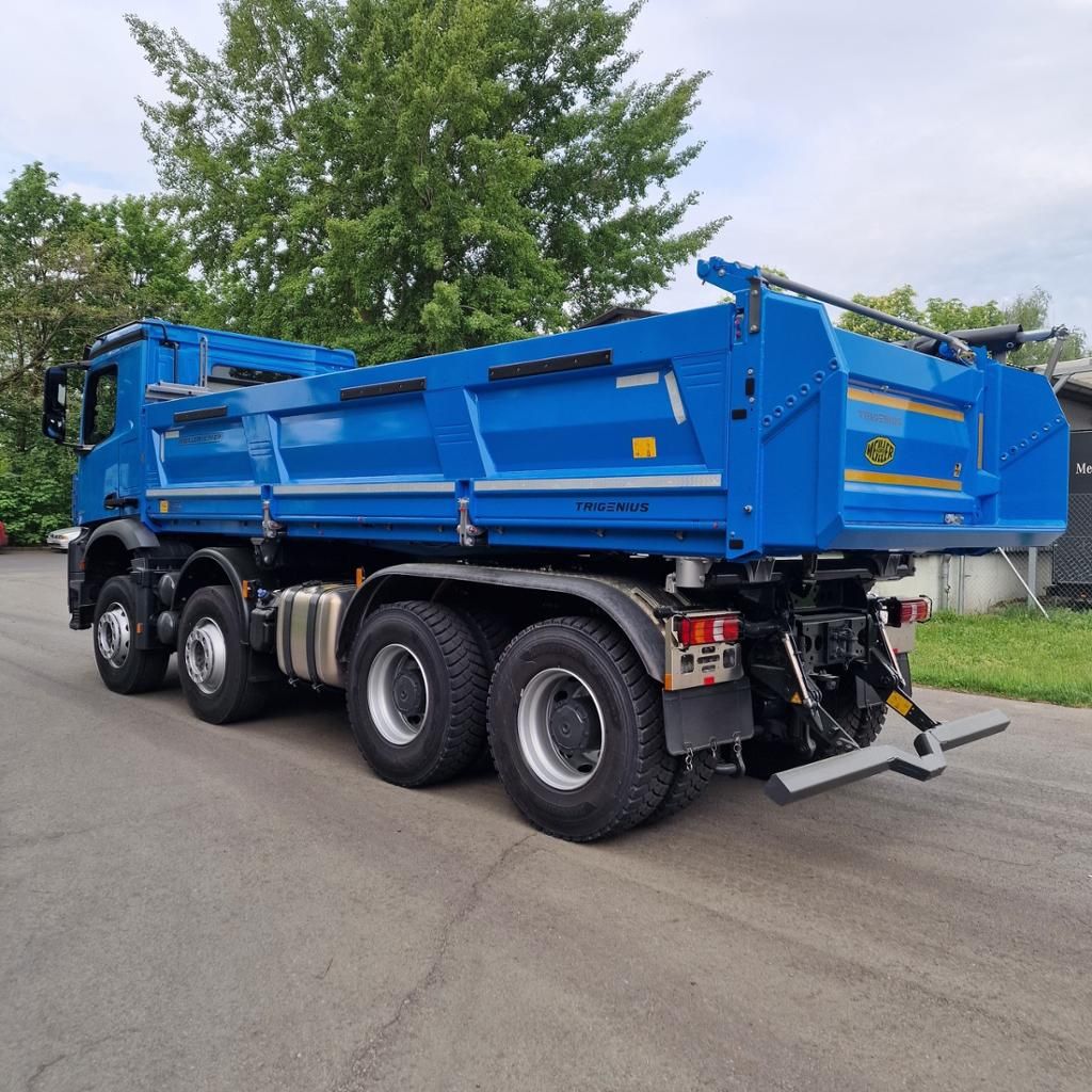 Fahrzeugabbildung Mercedes-Benz Arocs 3245 K 8x4/4 Bordmatik,Rollplane