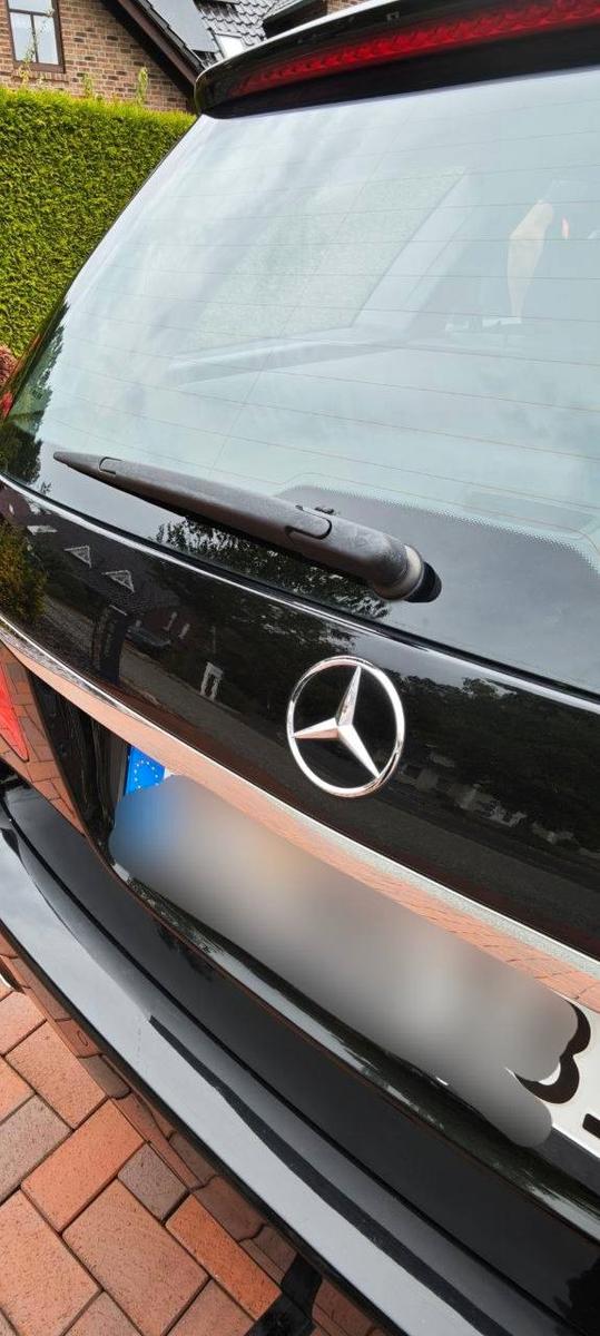 Mercedes-Benz E 220 CDI T BlueEFFICIENCY Standard