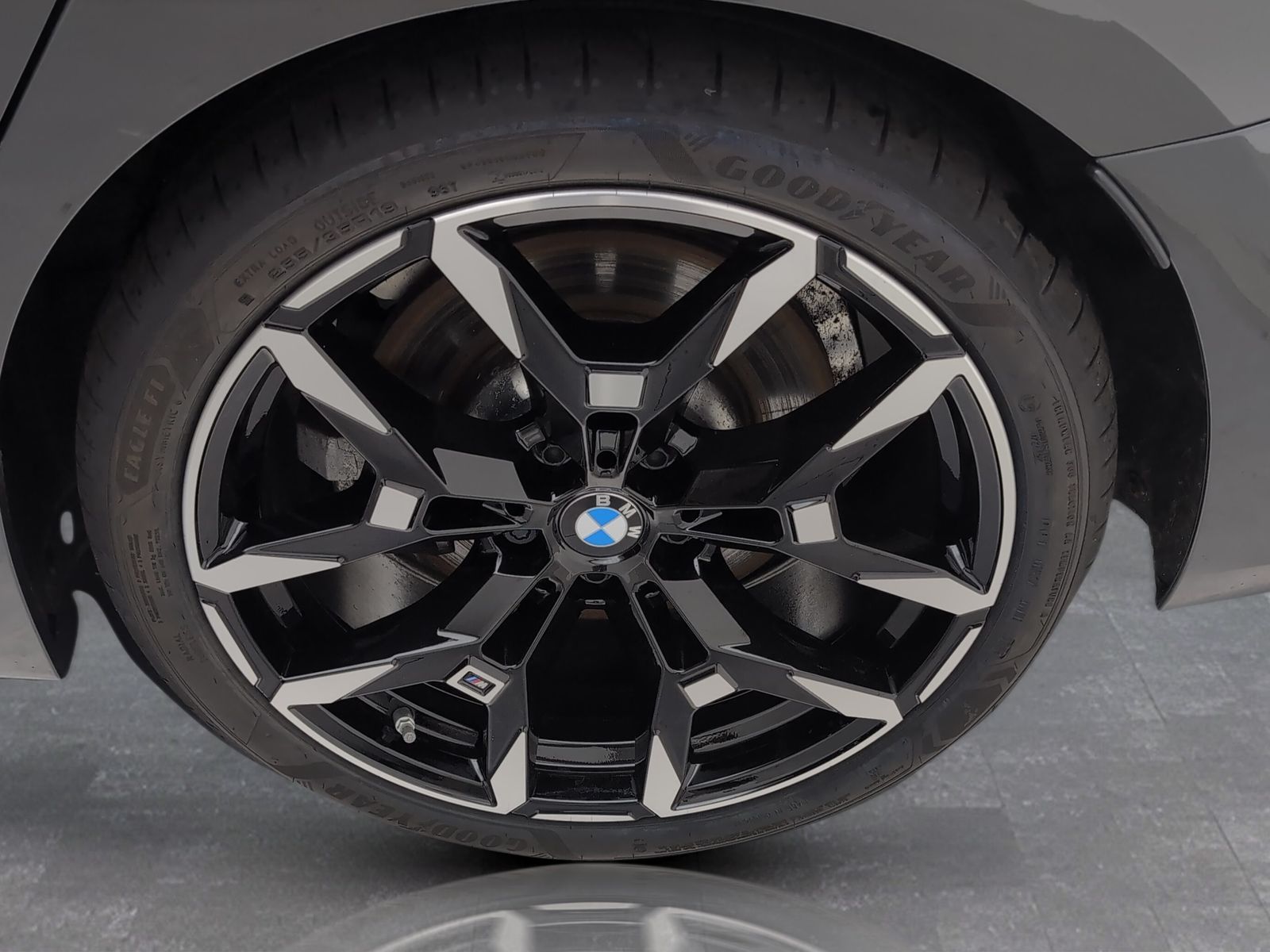 BMW 330 - Bild 17