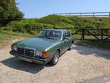 Mazda MAZDA 929L von 1981 - GRÜNMETALLIC - OLDTI... - Mazda 929 mit Benzin-Antrieb: Limousine