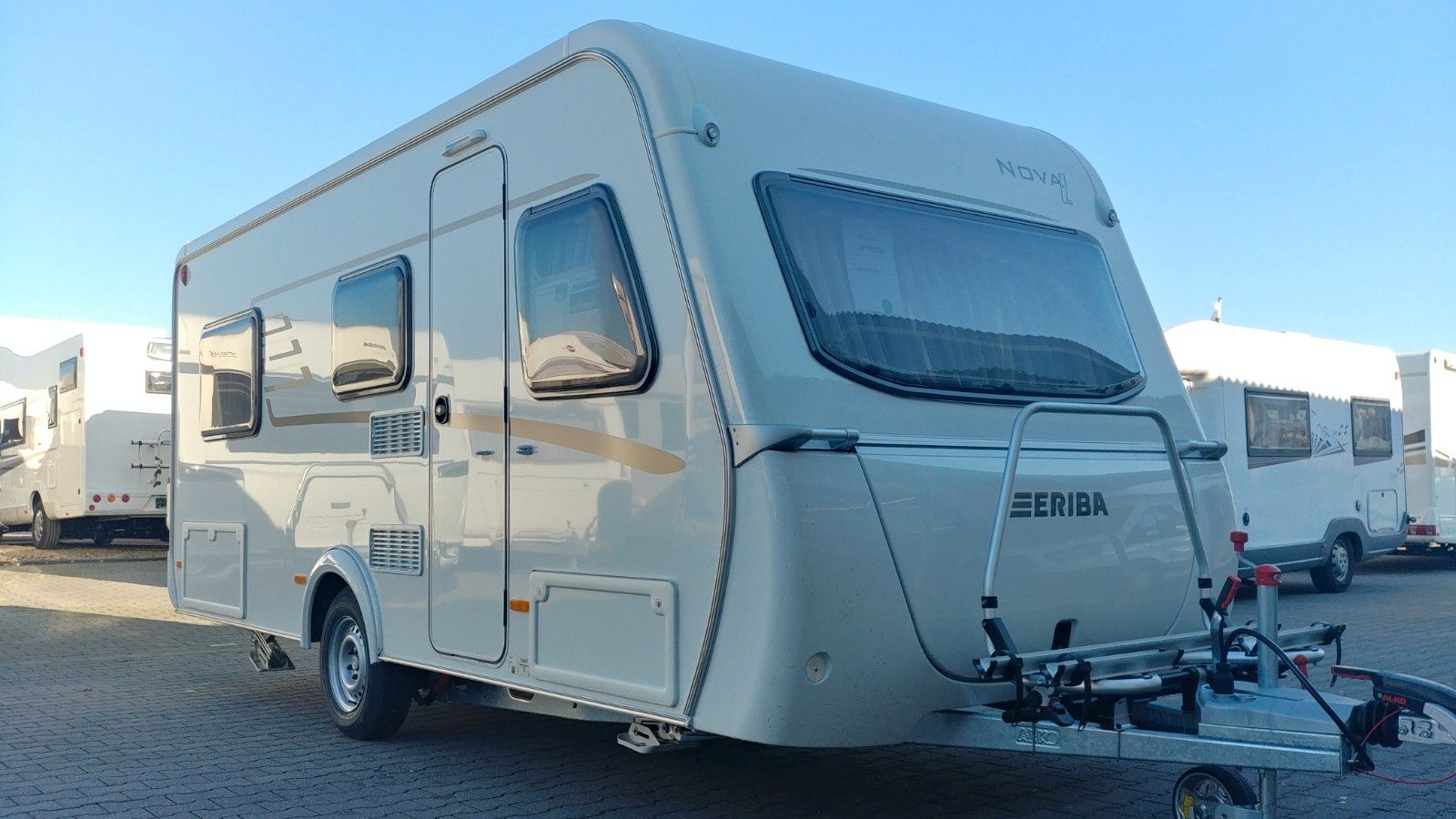 Fahrzeugabbildung HYMER / ERIBA / HYMERCAR NOVA LIGHT 442 2025