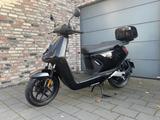 NIU MQi GT Elektroroller - 70km/h Version - Garantie - NIU MQI