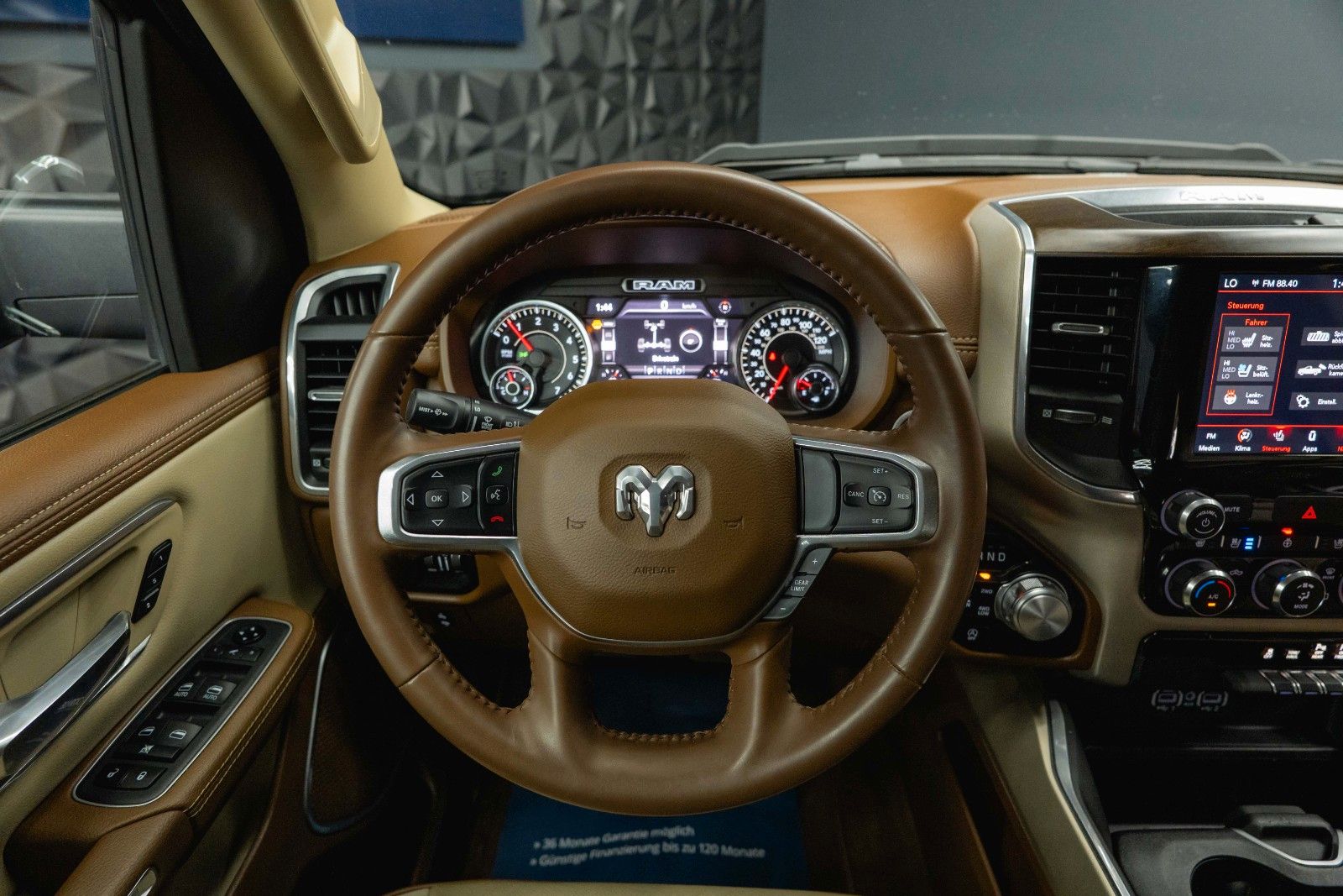 Fahrzeugabbildung Dodge RAM 5.7 V8 HEMI 4x4 LARAMIE Limited Offroad LED