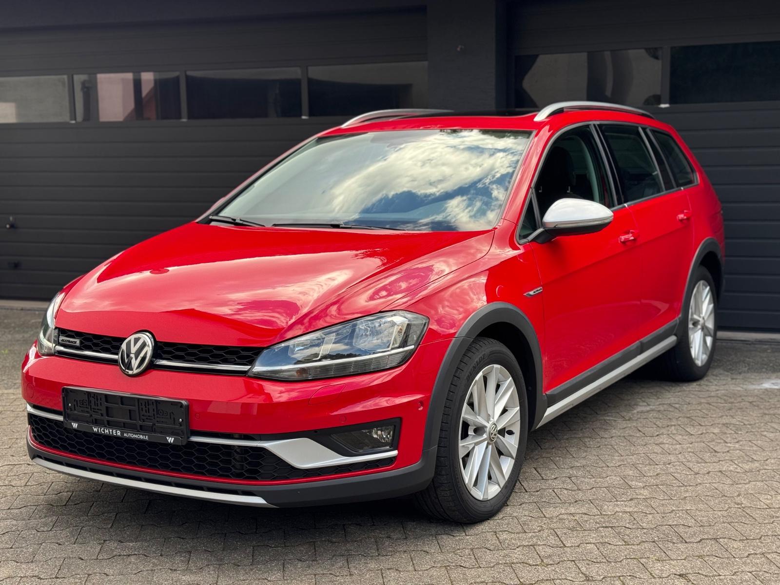 Volkswagen Golf VII Variant Alltrack 4Motion*Pano*AHK*Navi*