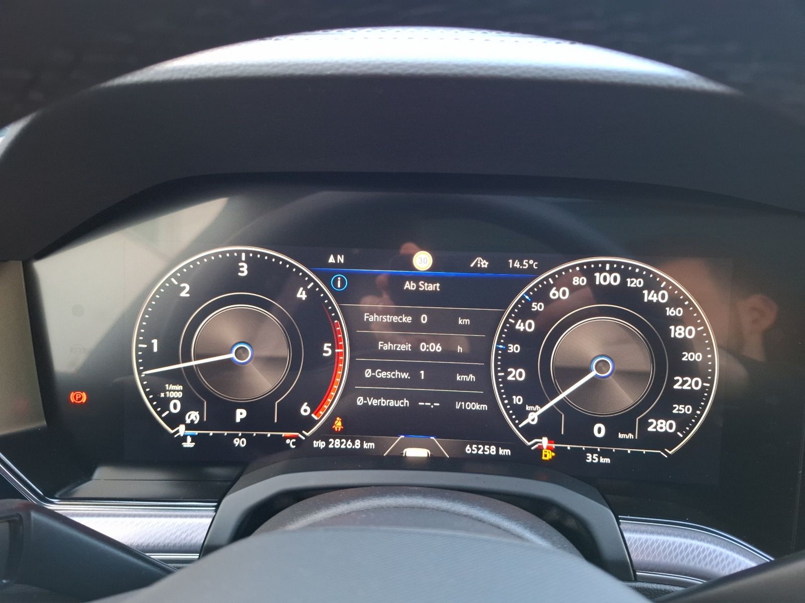 Fahrzeugabbildung Volkswagen Touareg TDI R-Line 4M Matrix AHK Pano Leder Luft