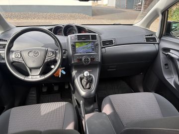 Toyota Verso - 8