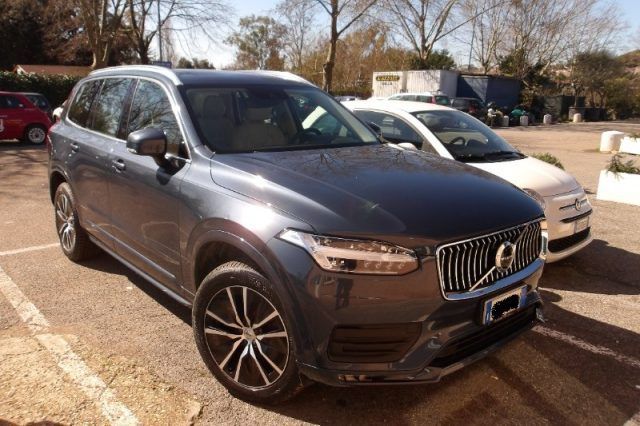 Volvo VOLVO XC90 B5 (d) AWD Gear. Mom. Pro 7POSTI *IVA