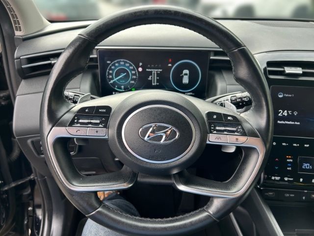 Fahrzeugabbildung Hyundai Tucson Trend Plug-In Hybrid 4WD Navi+el. Heckkla