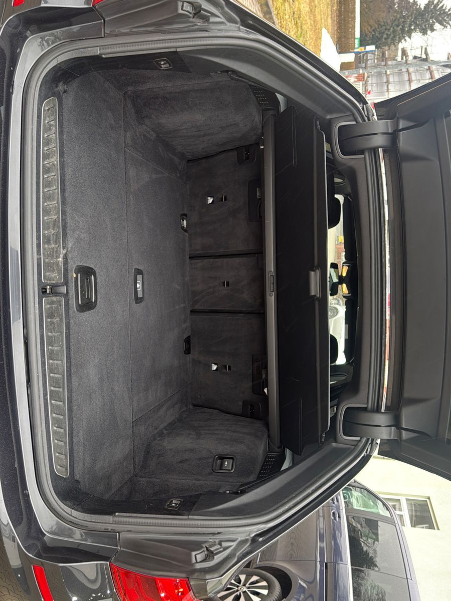 Fahrzeugabbildung BMW 520 d Touring Sport Line  / Reifen neu