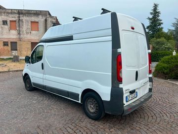 Opel Vivaro - 5