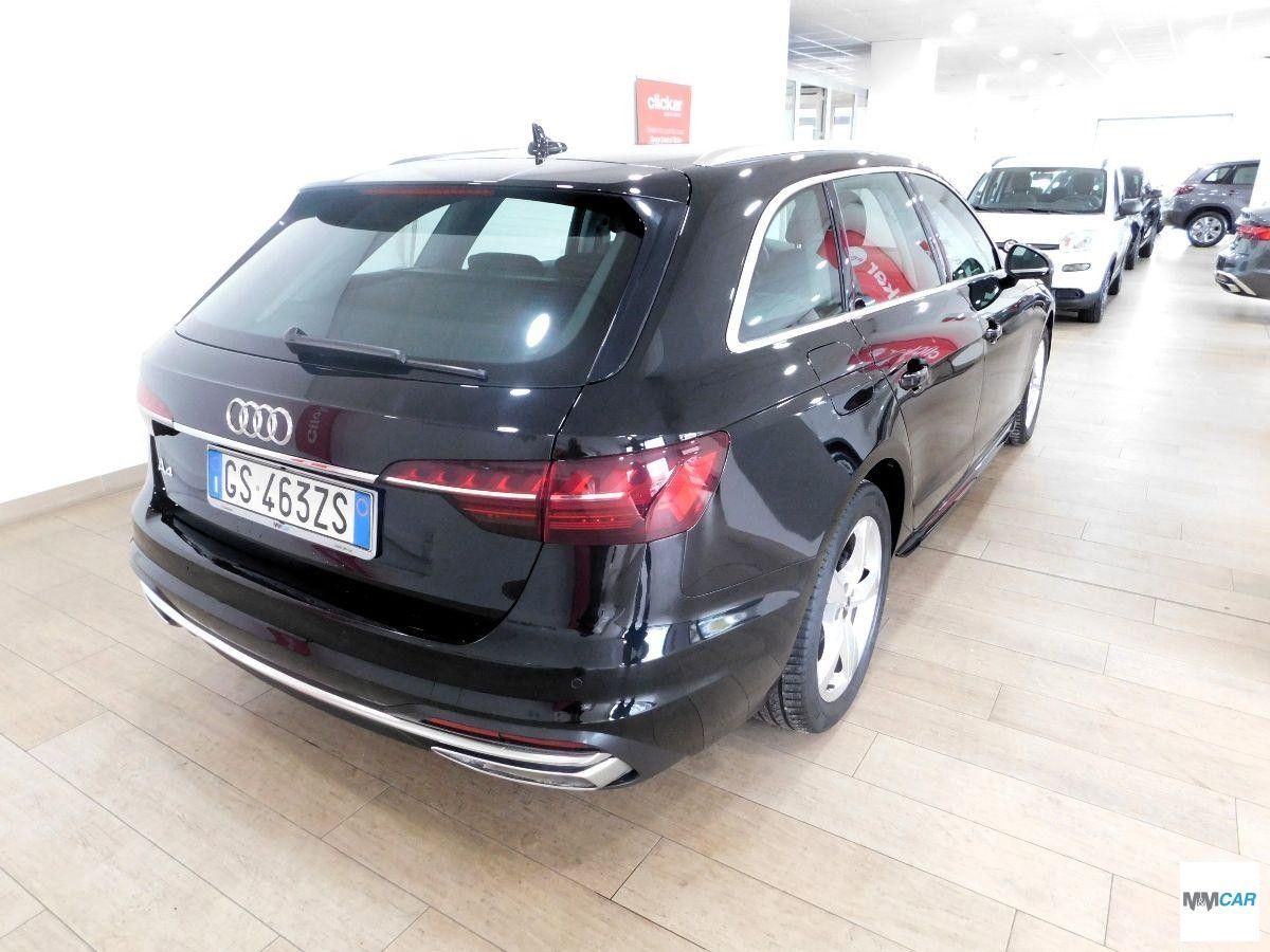 Audi AUDI - A4 Avant - 35 TDI S tronic Business imagem 3