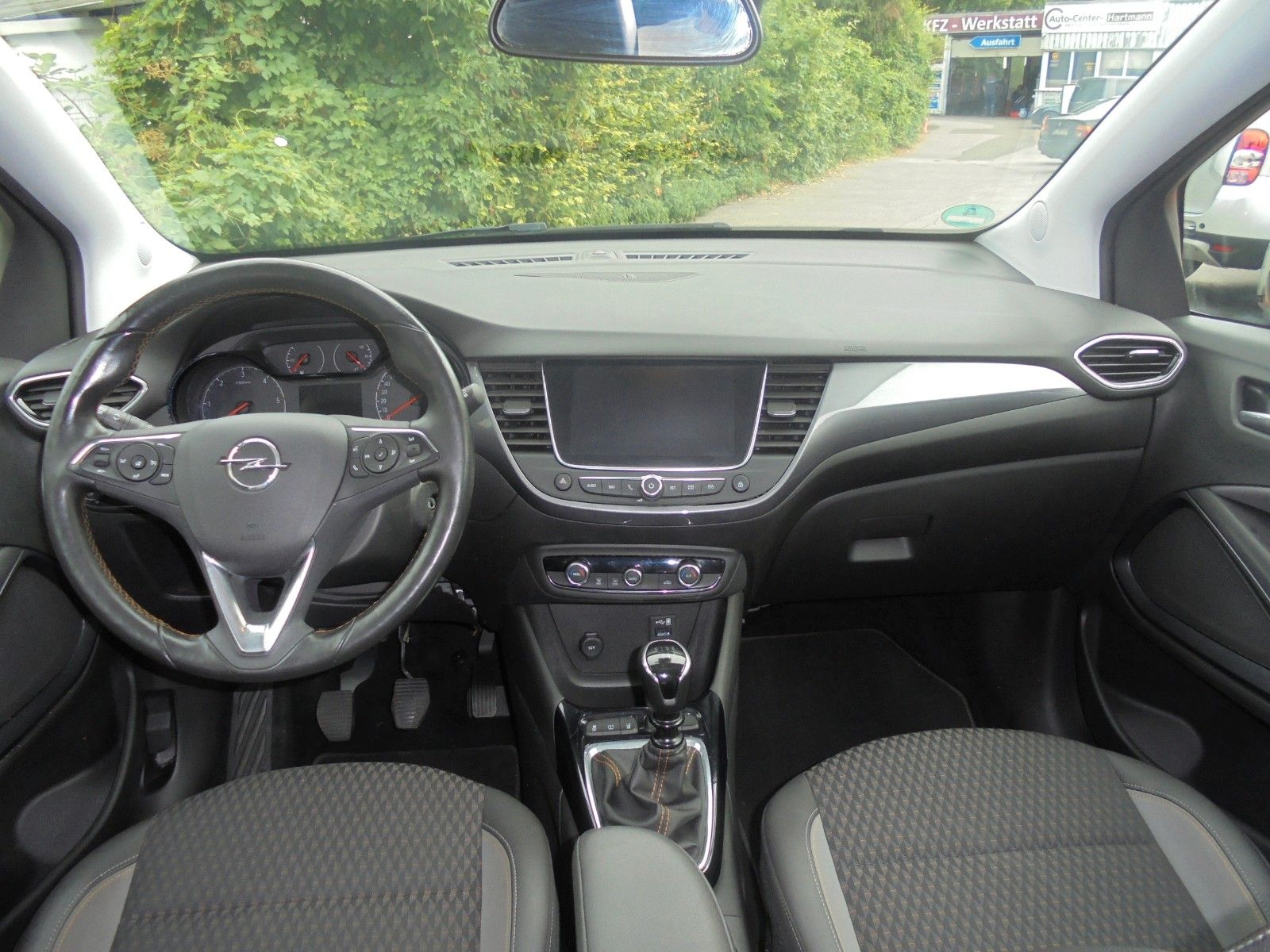 Fahrzeugabbildung Opel Crossland (X) Innovation Klima/Shz/Navi/2xPdc/