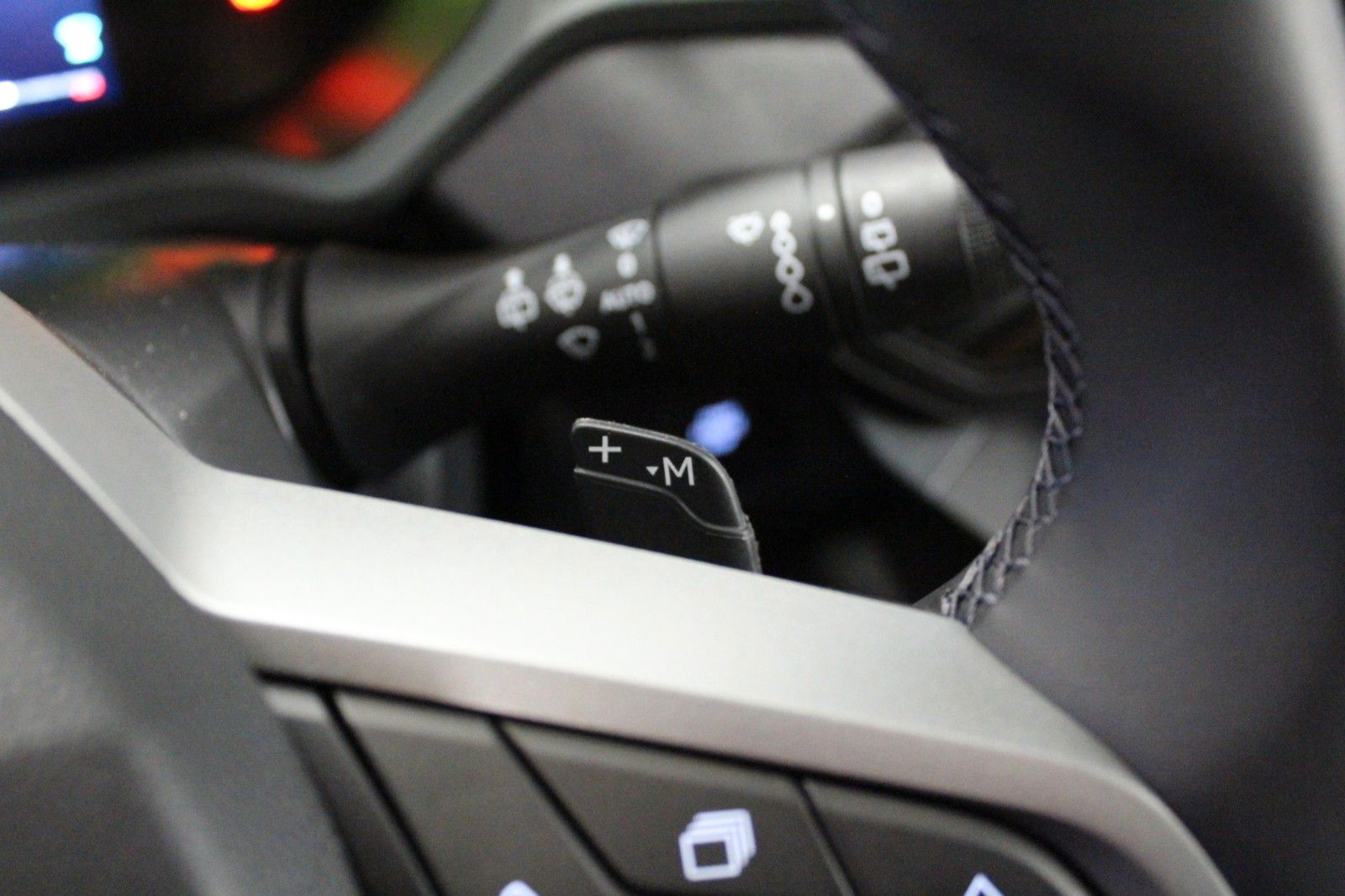 Fahrzeugabbildung Dacia Duster hybrid-G 150 4x4 Extreme MY26